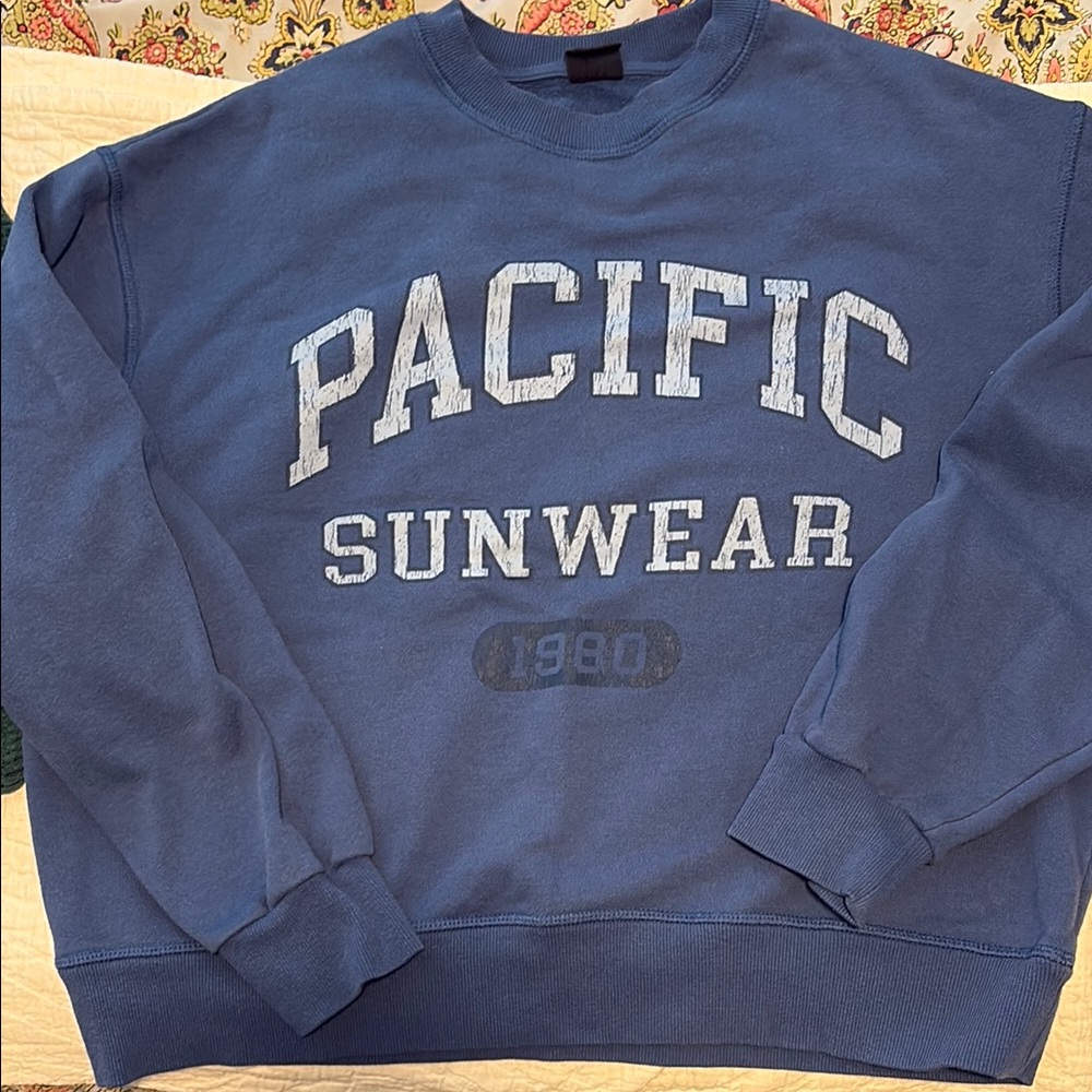 Pacific Sunwear Blue Crewneck Sweater Classic Style